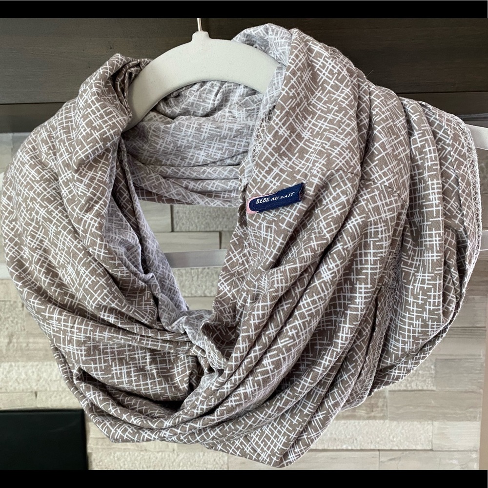 Nursing scarf